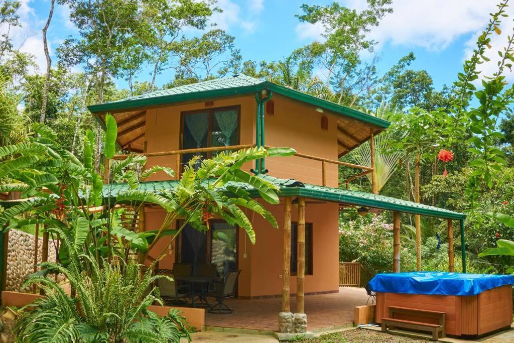 Manoas Bed & Breakfast Uvita Luaran gambar