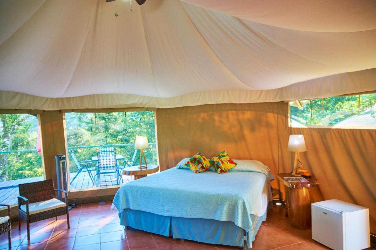 Manoas Bed & Breakfast Uvita Luaran gambar