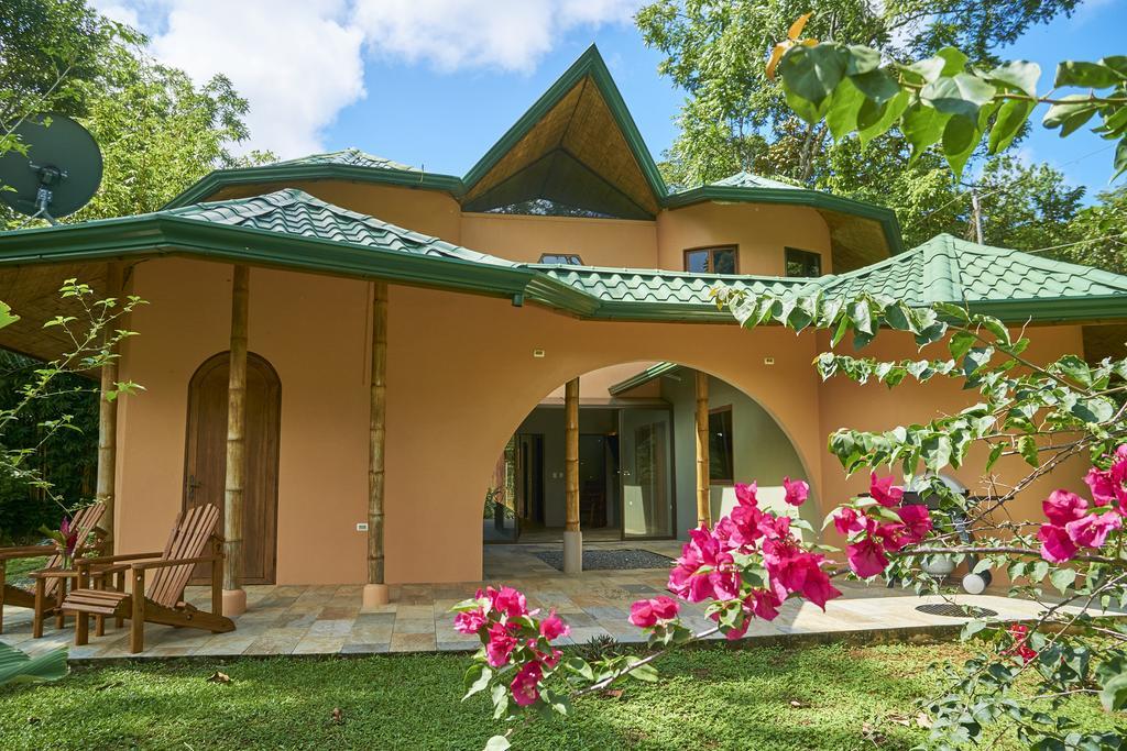 Manoas Bed & Breakfast Uvita Luaran gambar